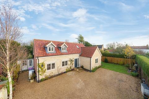 4 bedroom detached house for sale, Hideaway House, 19 Church Lane, Caythorpe, Grantham, Lincolnshire, NG32