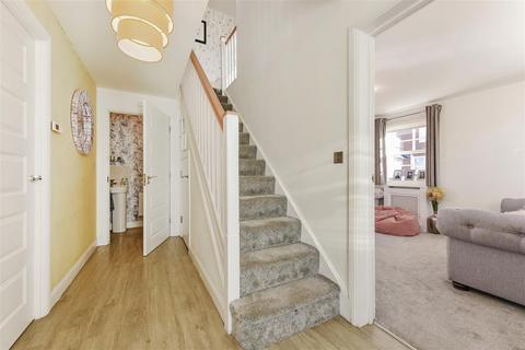 4 bedroom semi-detached house for sale, Waterlooville, Hampshire