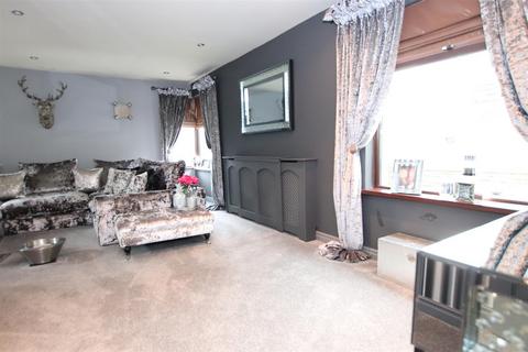 5 bedroom detached house for sale, Elbow Lane, Bradford