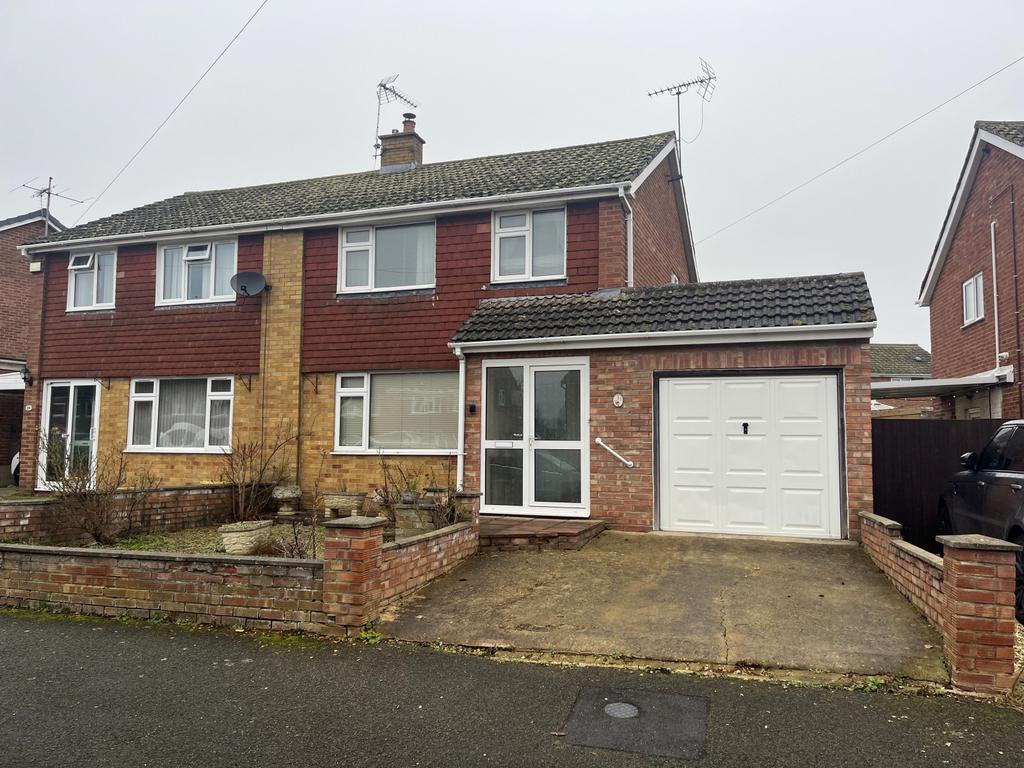 3 Bedroom Semi Detached for Sale