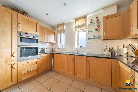 3 bedroom retirement property for sale, Horsham Road, Guildford GU5