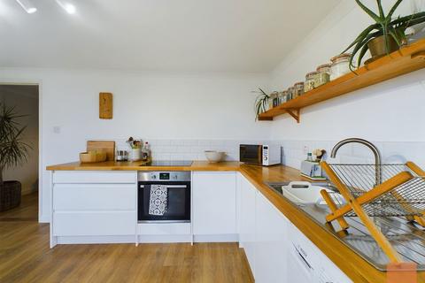 48 Glendale Crescent, Mount Hawke, Truro, TR4 8UH
