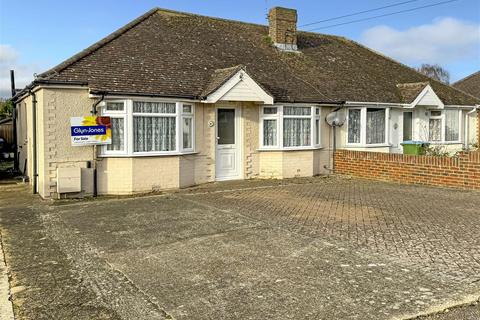 3 bedroom semi-detached bungalow for sale, Clarence Avenue, Littlehampton BN17