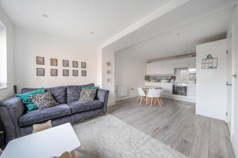 2 bedroom duplex for sale, The Parade, High Street, Watford