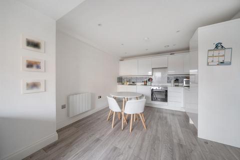 2 bedroom duplex for sale, The Parade, High Street, Watford