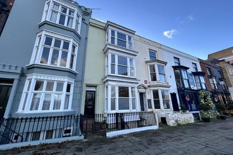 4 bedroom terraced house for sale, Bellevue Terrace, Southsea, PO5