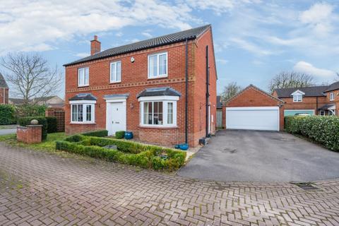 Aisne Close, Lincoln, Lincolnshire, LN1