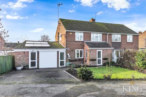 3 bedroom semi-detached house for sale, Meadow Road, Alcester