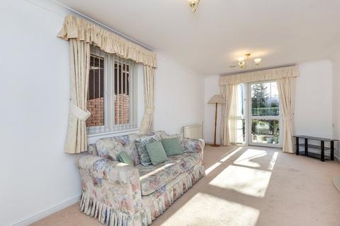 1 bedroom apartment for sale, Linkfield Lane, REDHILL, Surrey, RH1