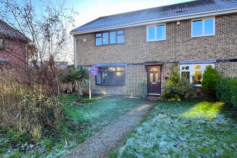 4 bedroom end of terrace house for sale, Henley Gardens, Hampshire PO15