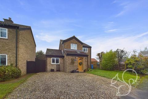 4 bedroom detached house for sale, Shepherds Drive, Bury St. Edmunds IP29