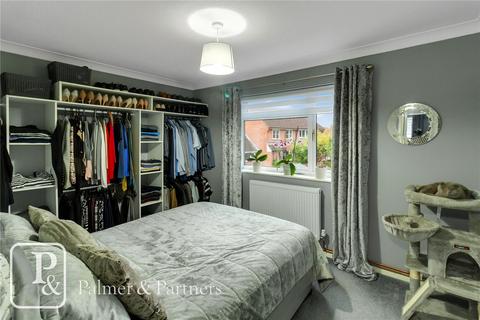45 Berkley Close, Highwoods, Colchester, CO4 9RZ