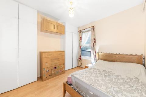 2 bedroom ground floor flat for sale, Hazeldon Road, Brockley, SE4