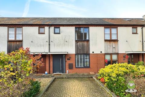 2 bedroom terraced house for sale, Northbrook Crescent, Basingstoke, Hampshire, RG24