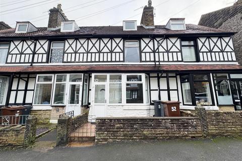 3 bedroom terraced house to rent, Bennett Street, Buxton