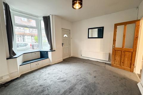 3 bedroom terraced house to rent, Bennett Street, Buxton