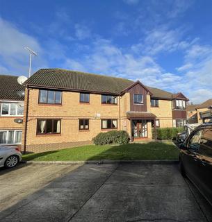 1 bedroom apartment for sale, Bornedene, Potters Bar EN6