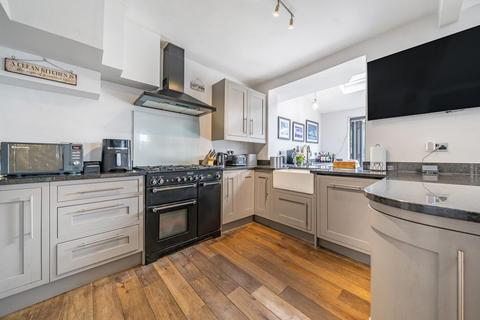 36 Linkway, London, SW20 9AU