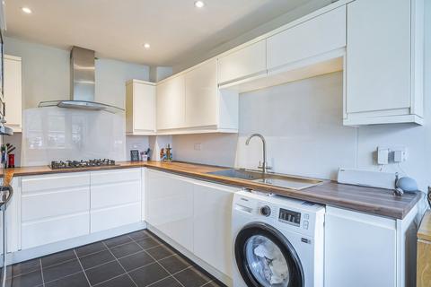 4 bedroom terraced house for sale, St. Martins Avenue, Epsom KT18