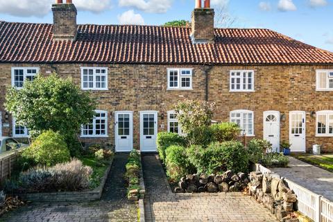 18 Bell Road, East Molesey, KT8 0SS