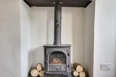 18 Bell Road, East Molesey, KT8 0SS