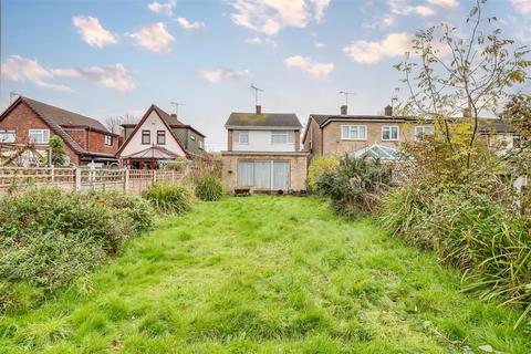 3 bedroom detached house for sale, Linden Road, Benfleet SS7