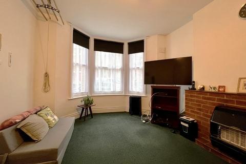 2 bedroom apartment for sale, Broadmead Road, Folkestone