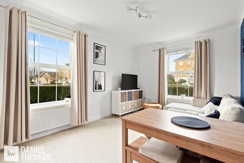 1 bedroom flat for sale, Queen Elizabeth Court, Greenwich Way, Waltham Abbey, Essex