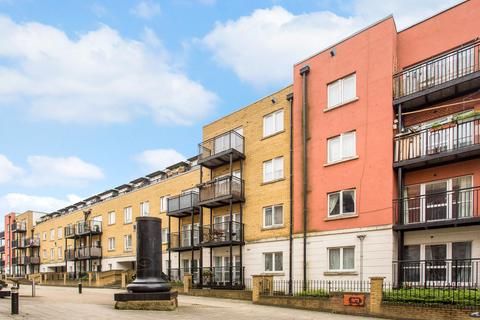 Mercer Court, Mile End, E1