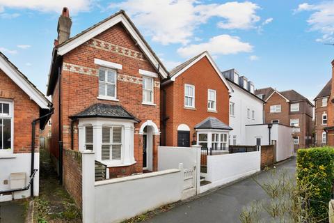 3 bedroom detached house for sale, Springfield Lane, Weybridge, KT13