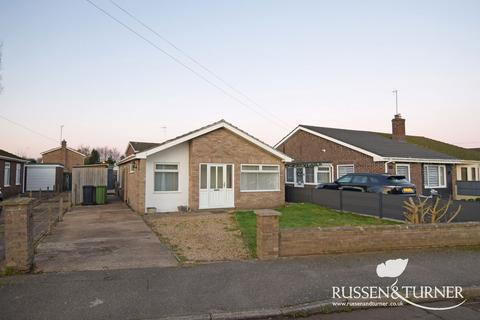 3 bedroom detached bungalow for sale, Meadow Road, King's Lynn PE30