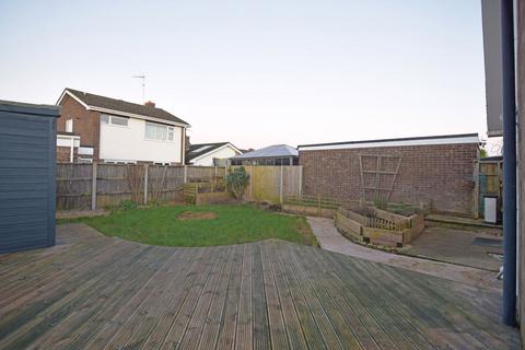 3 bedroom detached bungalow for sale, Meadow Road, King's Lynn PE30