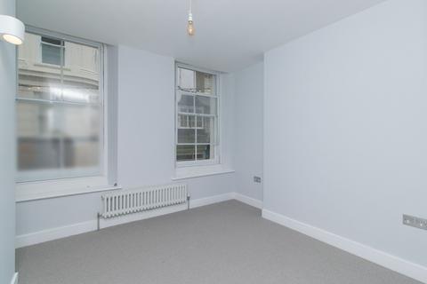 3 bedroom flat to rent, Harbour Street, Ramsgate, CT11