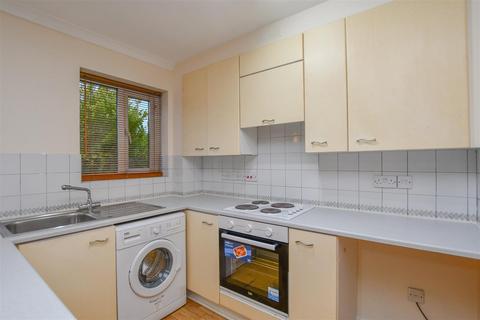 1 bedroom cluster house for sale, Regency Court, Burleigh Road, St. Albans