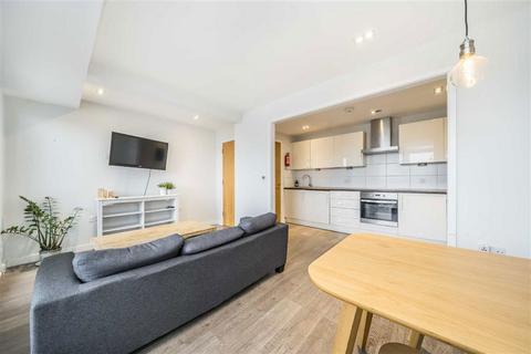 2 bedroom flat to rent, Mintern Street, London N1