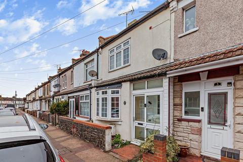 4 bedroom terraced house for sale, Shoebury Avenue, Shoeburyness, Southend-on-Sea, SS3