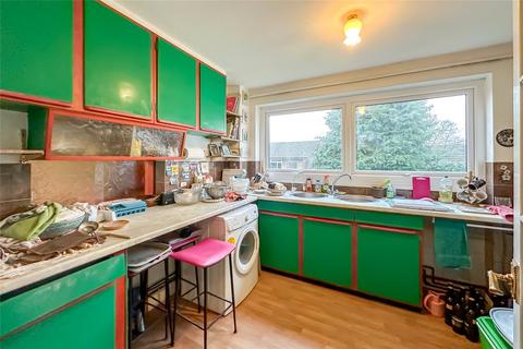 28 Abbots Park, St Albans, AL1 1TW