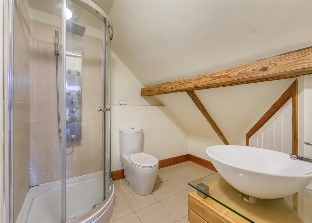 Barn 1, Knowle Bank Farm-bed1 ensuite.jpg