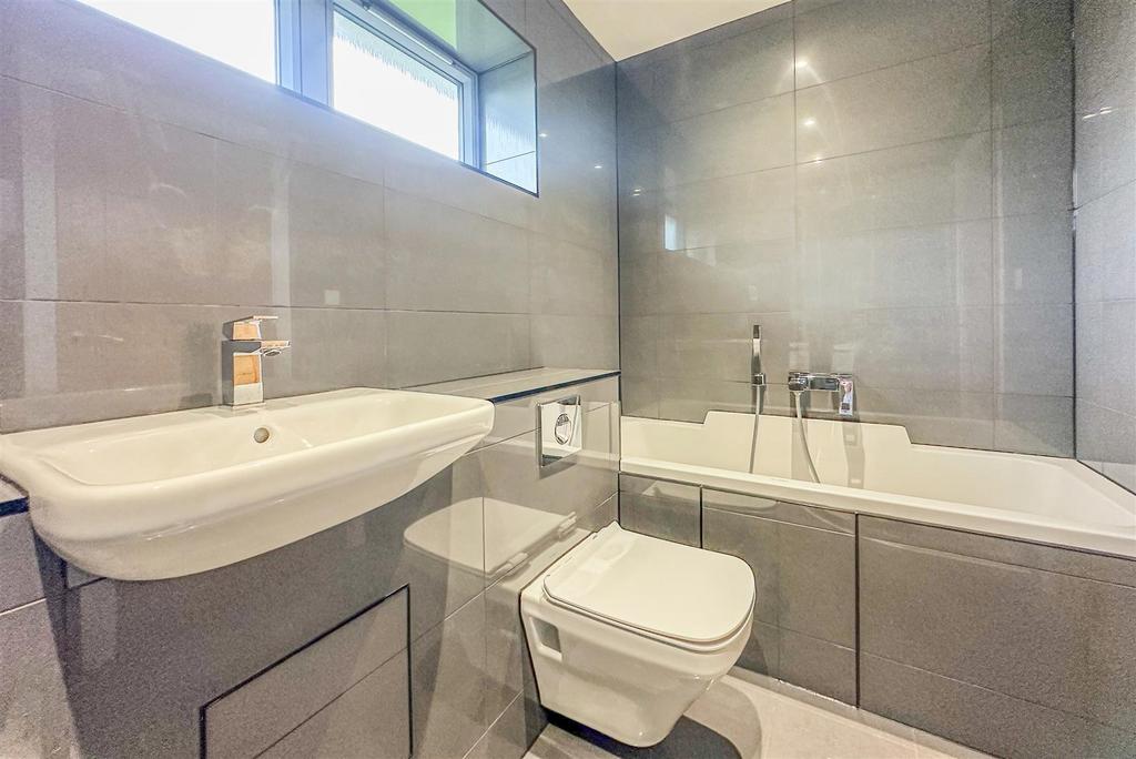 Family bathroom