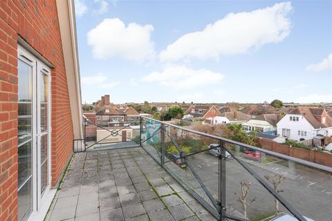 1 bedroom flat for sale, St. Johns Road, Swalecliffe, Whitstable