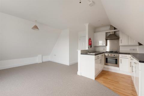 1 bedroom flat for sale, St. Johns Road, Swalecliffe, Whitstable