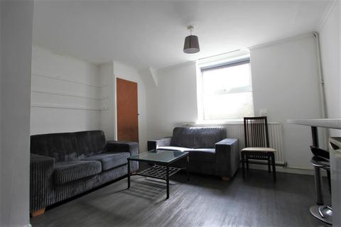 4 bedroom terraced house to rent, Park Crescent Road, Brighton