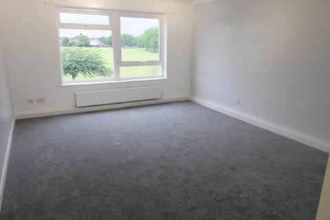 2 bedroom flat to rent, The Mulberrys, Southend On Sea