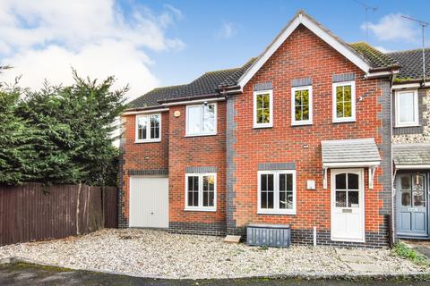 4 bedroom end of terrace house for sale, Doubleday Drive, Heybridge, Maldon, Essex, CM9