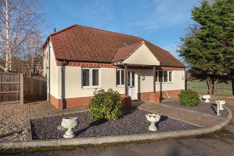 3 bedroom detached bungalow for sale, Orchard Grove, Whitstable