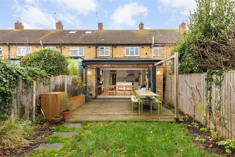 3 bedroom terraced house for sale, Oxford Close, Whitstable