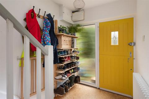 2 Oxford Close, Whitstable, CT5 1JT