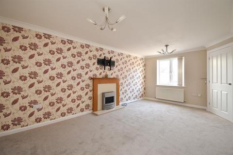 3 bedroom end of terrace house for sale, Celandine Drive, St. Leonards-On-Sea