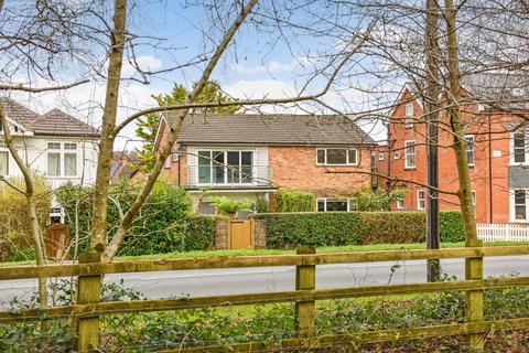 6 Princes Crescent, Lyndhurst, SO43 7BS