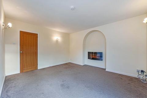 6 Princes Crescent, Lyndhurst, SO43 7BS